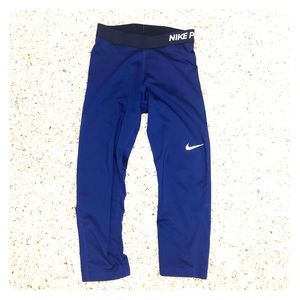 Nike Pro Crop Legging Blue